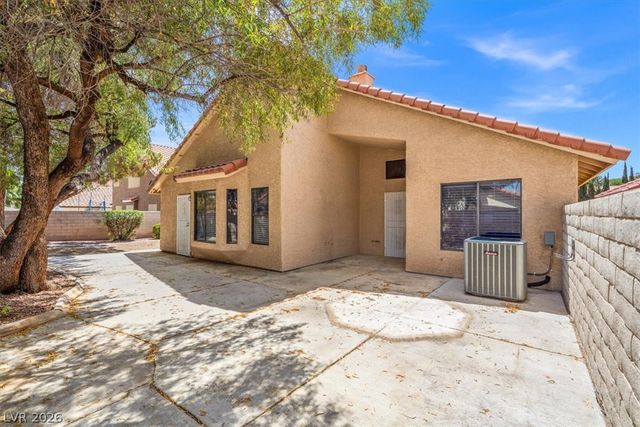2720 Brookstone Court, Las Vegas, NV 89117