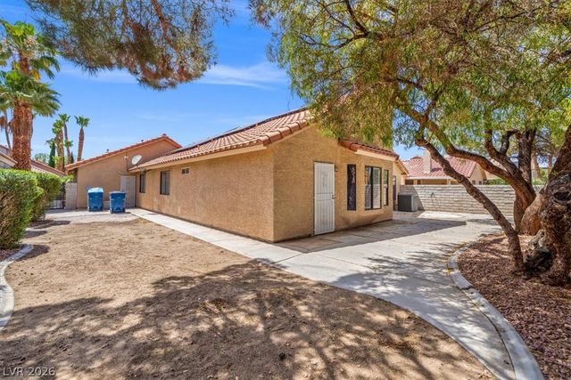 2720 Brookstone Court, Las Vegas, NV 89117