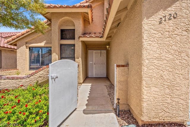 2720 Brookstone Court, Las Vegas, NV 89117