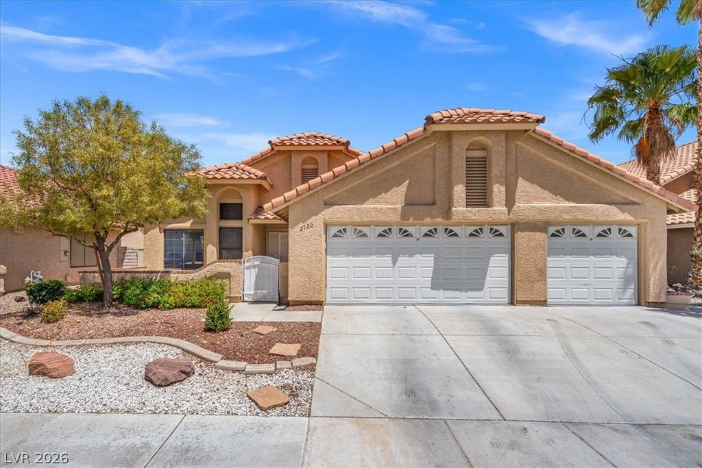 2720 Brookstone Court, Las Vegas, NV 89117