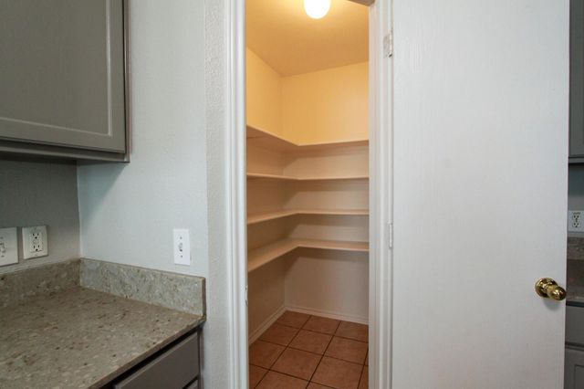 11712 Morning View DR, Del Valle, TX 78617
