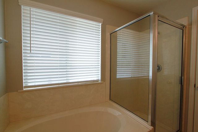 11712 Morning View DR, Del Valle, TX 78617