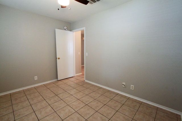 11712 Morning View DR, Del Valle, TX 78617