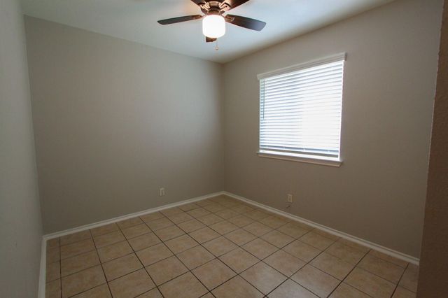 11712 Morning View DR, Del Valle, TX 78617