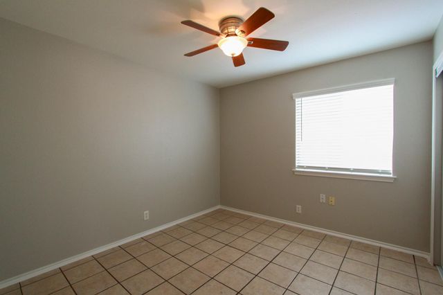 11712 Morning View DR, Del Valle, TX 78617