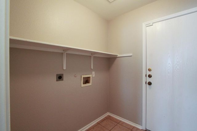 11712 Morning View DR, Del Valle, TX 78617