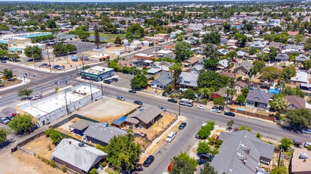 2531 E Mckenzie Avenue, Fresno, CA 93701
