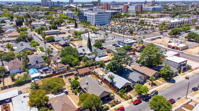 2531 E Mckenzie Avenue, Fresno, CA 93701