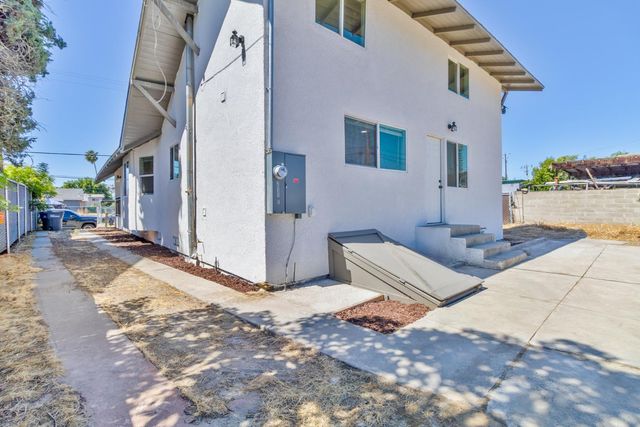 2531 E Mckenzie Avenue, Fresno, CA 93701
