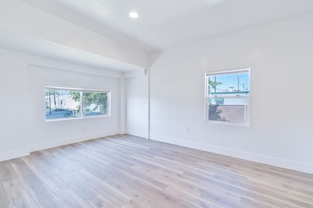 2531 E Mckenzie Avenue, Fresno, CA 93701