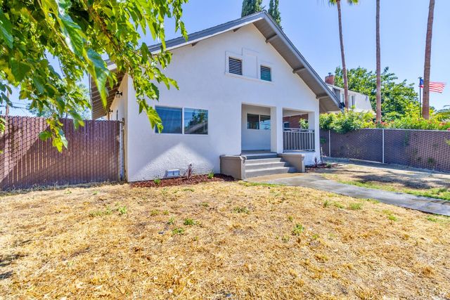 2531 E Mckenzie Avenue, Fresno, CA 93701