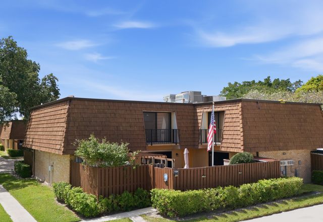 1104 11th, Greenacres, FL 33463