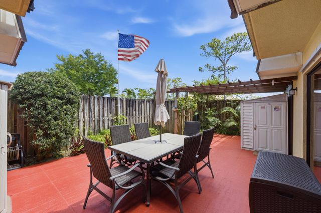 1104 11th, Greenacres, FL 33463