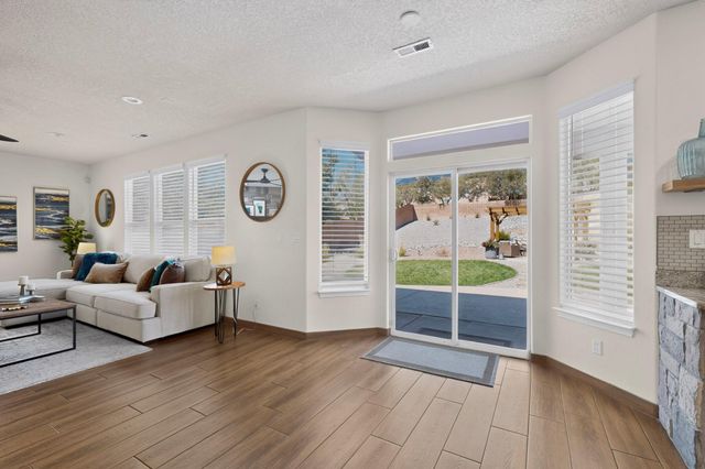 2425 Camino Seville SE, Rio Rancho, NM 87124