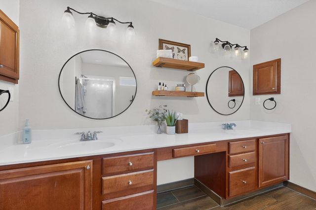 2425 Camino Seville SE, Rio Rancho, NM 87124