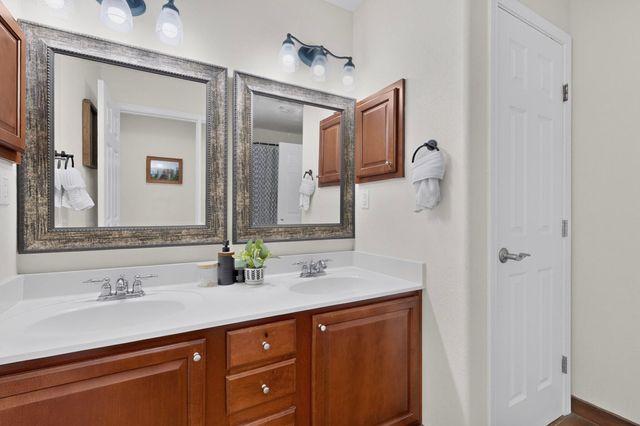 2425 Camino Seville SE, Rio Rancho, NM 87124
