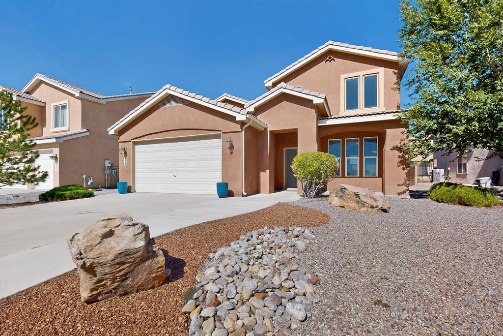 2425 Camino Seville SE, Rio Rancho, NM 87124