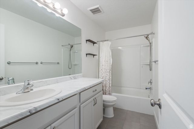 1546 W. PARKVIEW DR, Syracuse, UT 84075