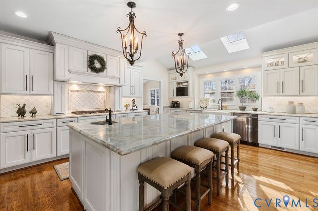 12352 Stanwood Ct, Glen Allen, VA 23059