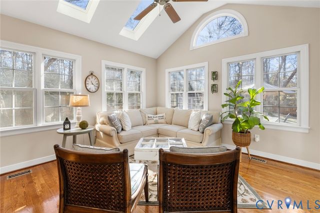 12352 Stanwood Ct, Glen Allen, VA 23059