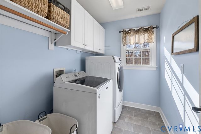 12352 Stanwood Ct, Glen Allen, VA 23059