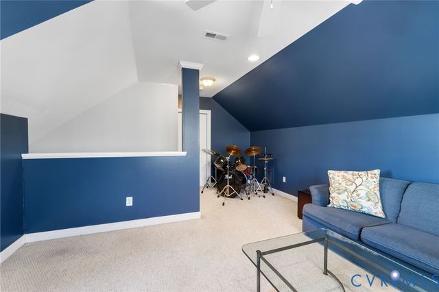 12352 Stanwood Ct, Glen Allen, VA 23059