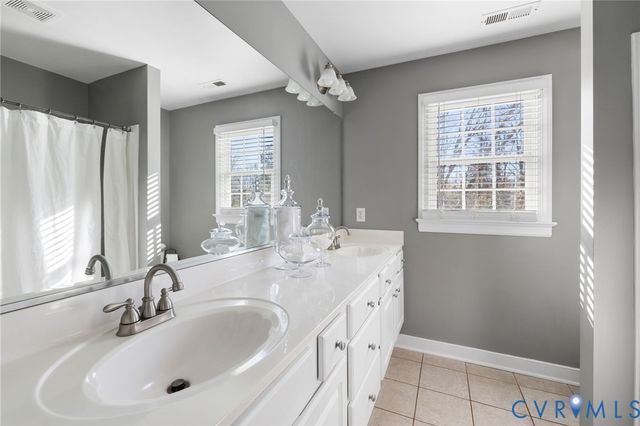 12352 Stanwood Ct, Glen Allen, VA 23059