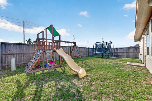 724 Larkspur Shadow Drive, Magnolia, TX 77354