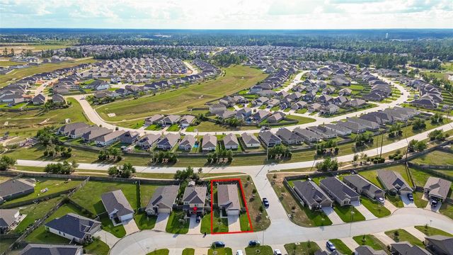 724 Larkspur Shadow Drive, Magnolia, TX 77354