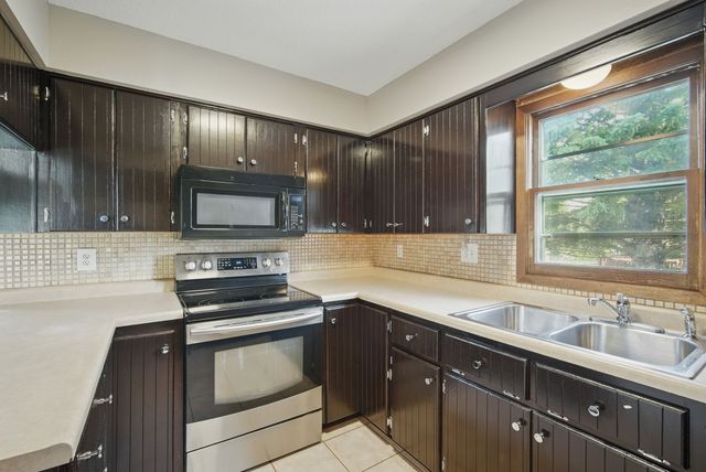 1118 NW Linden Street, Ankeny, IA 50023