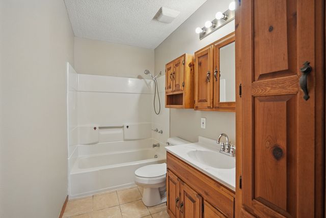 1118 NW Linden Street, Ankeny, IA 50023