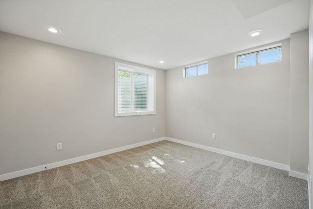 1118 NW Linden Street, Ankeny, IA 50023