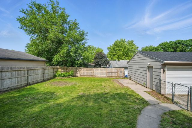 1118 NW Linden Street, Ankeny, IA 50023