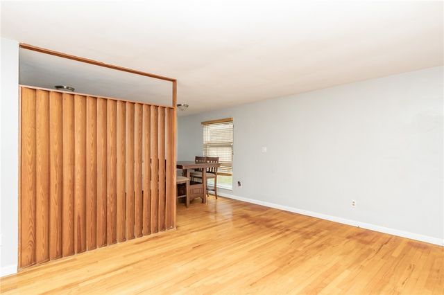 5013 Hialeah Dr, Plum Boro, PA 15239