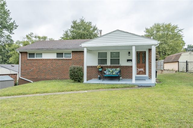 5013 Hialeah Dr, Plum Boro, PA 15239