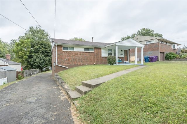 5013 Hialeah Dr, Plum Boro, PA 15239