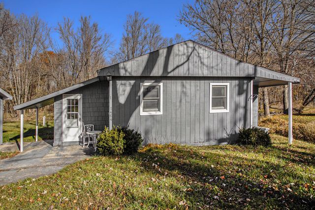 1464 E Center Road, City Of Hastings, MI 49058