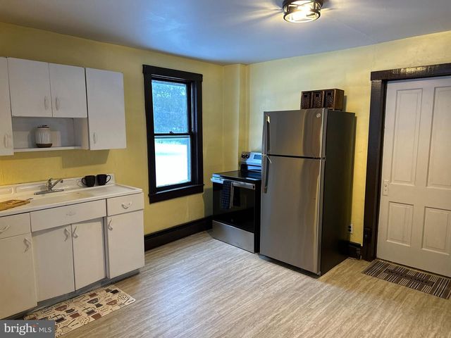 11 & 15 MYERS RD, Berkeley Springs, WV 25411