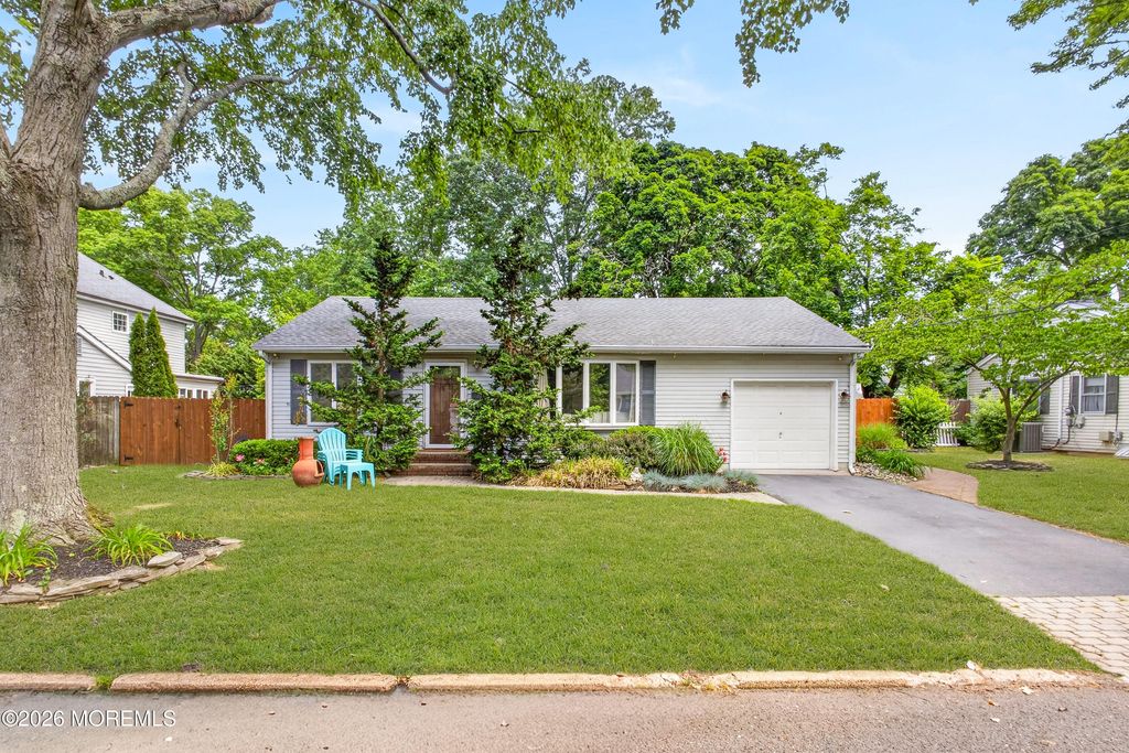 15 Sea Girt Avenue, Oceanport, NJ 07757