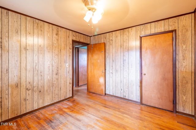 817 Mulberry Street, Elizabethton, TN 37643