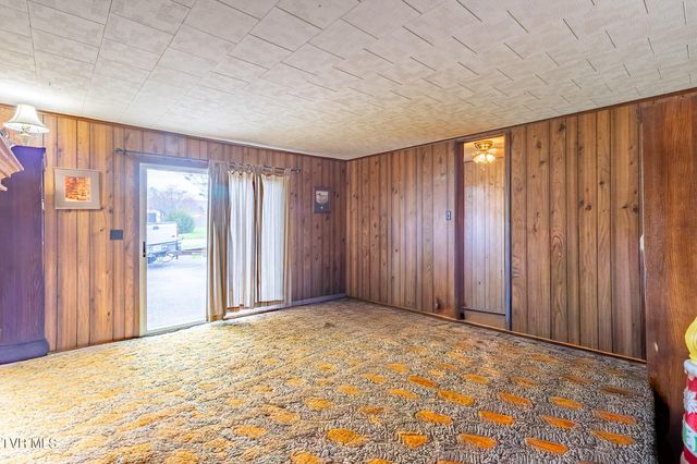 817 Mulberry Street, Elizabethton, TN 37643