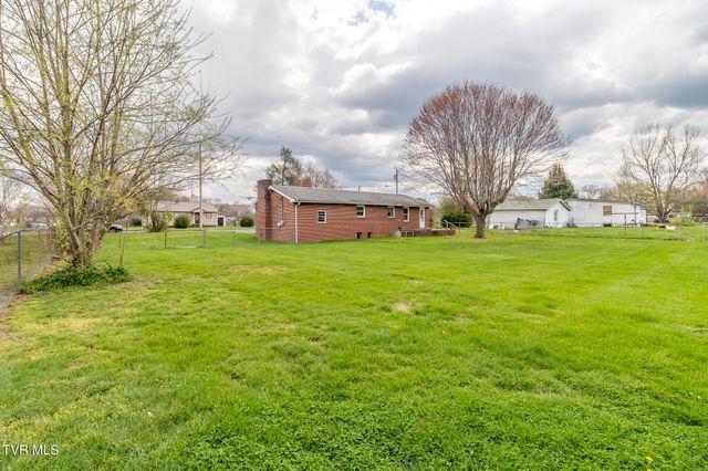 817 Mulberry Street, Elizabethton, TN 37643