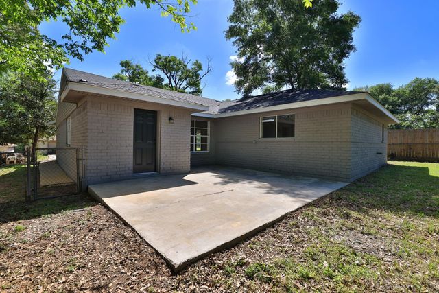 503 Allison St Street, Conroe, TX 77303