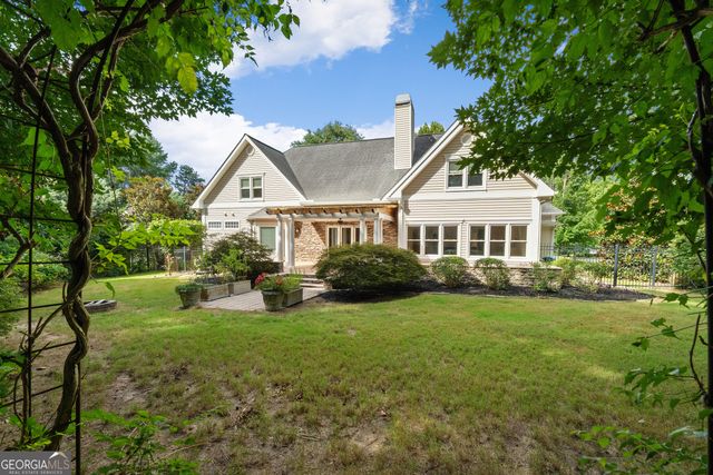 66 Hidden Lakes Drive, Carrollton, GA 30116