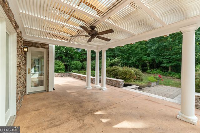 66 Hidden Lakes Drive, Carrollton, GA 30116