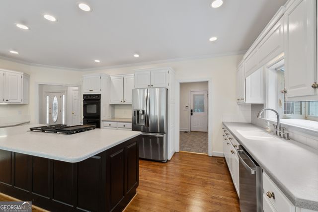 66 Hidden Lakes Drive, Carrollton, GA 30116