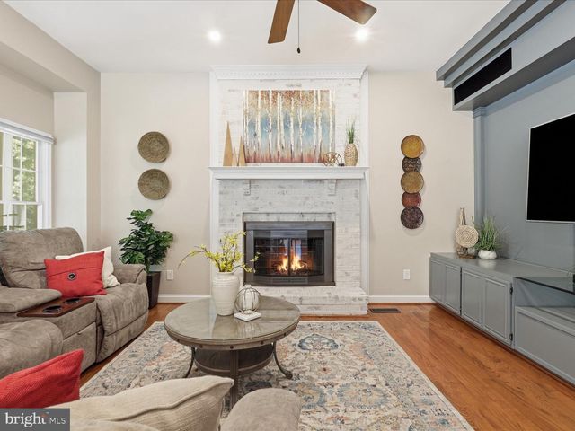 5384 ASHLEIGH RD, Fairfax, VA 22030