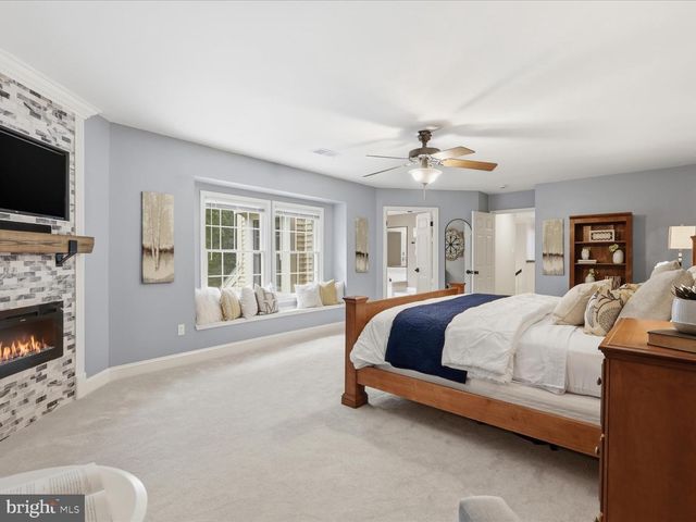 5384 ASHLEIGH RD, Fairfax, VA 22030