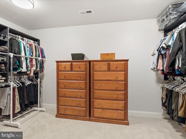 5384 ASHLEIGH RD, Fairfax, VA 22030