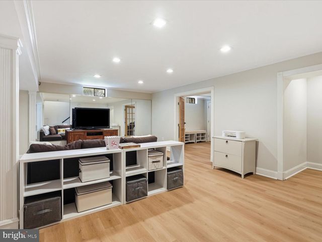 5384 ASHLEIGH RD, Fairfax, VA 22030